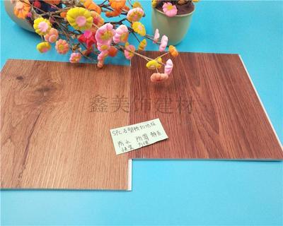 寧德石塑鎖扣地板 環(huán)保耐用，引領(lǐng)地面裝飾新趨勢(shì)